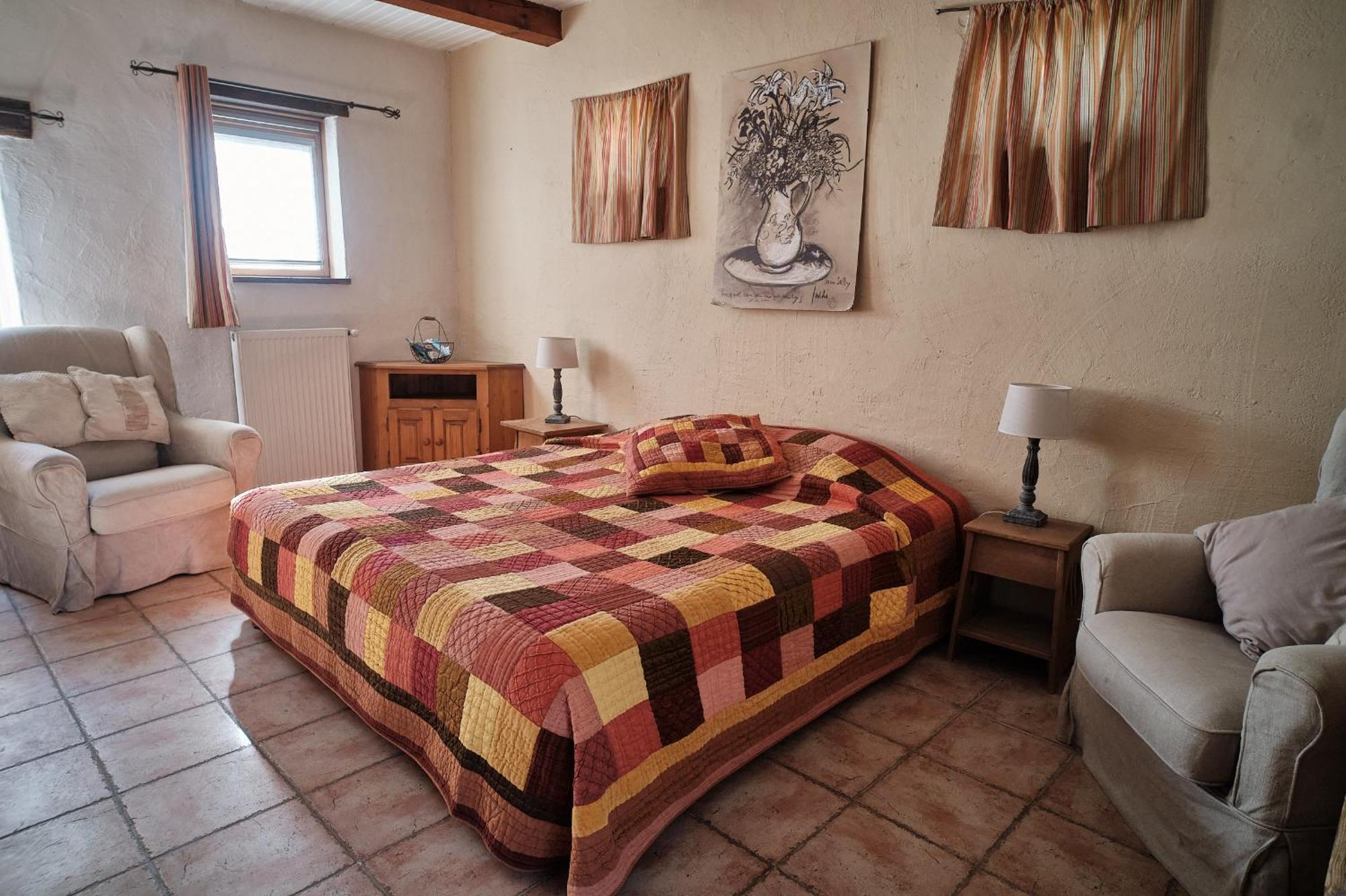 Les Maisons De Chante Oiseau Sigonce Room photo